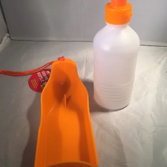 Orange Pet‎ travel water kit - Picture 3 of 3